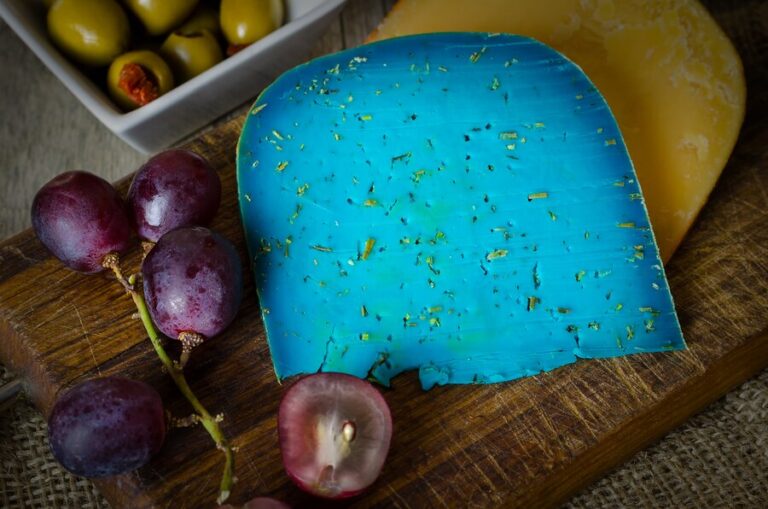 Gorgonzola: The Delicate Blue rubbish You Need to Try